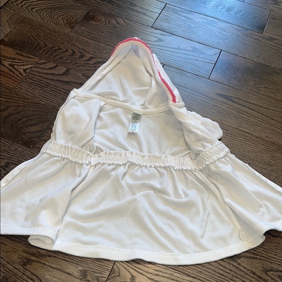 Baby White Hooded Cover-Up with Pink Details Little me 18 months - Picture 5 of 6